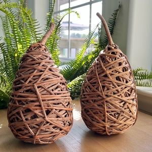 A Pair of Pears 🍐🍐 Handmade Rustic Set of Pears, Woven Twigs
